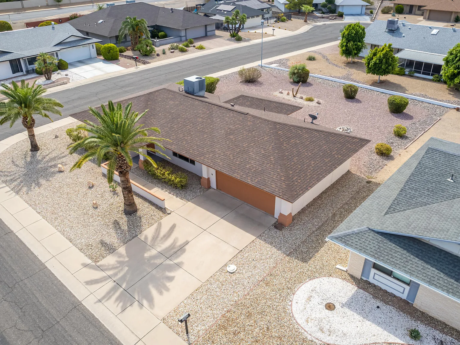 2 bed, 4.0 bath, 1158 sqft, $2,000 — Photo 3