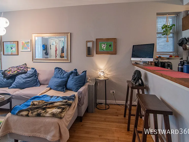 3242 N Hoyne Ave #G — Photo 3