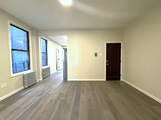Rented by Pear NYC LLC | media 4