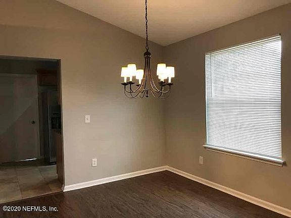 4th image of 2967 Safeshelter Dr W