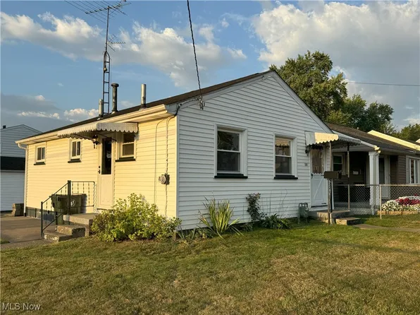 3000 Windsor Pl SW, Canton, OH 44710