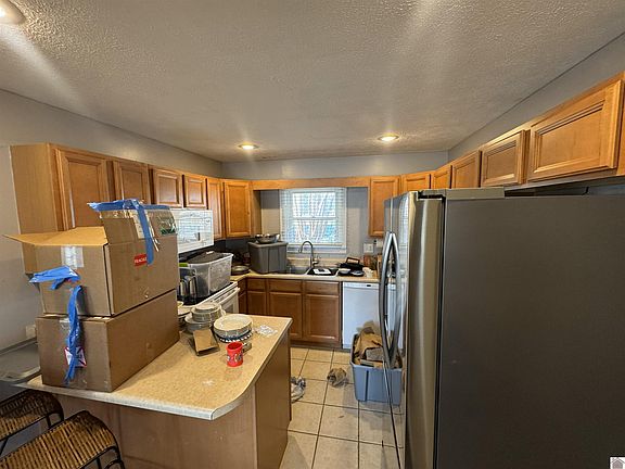 3rd image of 135 Nickell Heights Rd