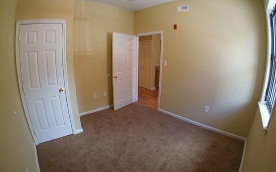 2nd image of 1726 W Diamond St #C