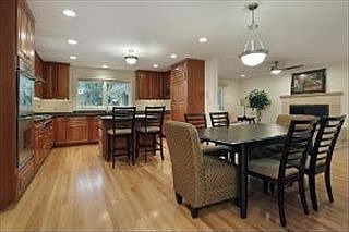 4th image of 1409 Burr Oak Dr