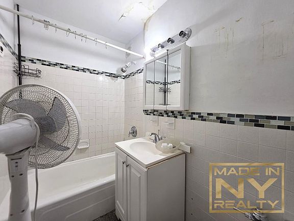 5th image of 61-15 43rd Ave #6F