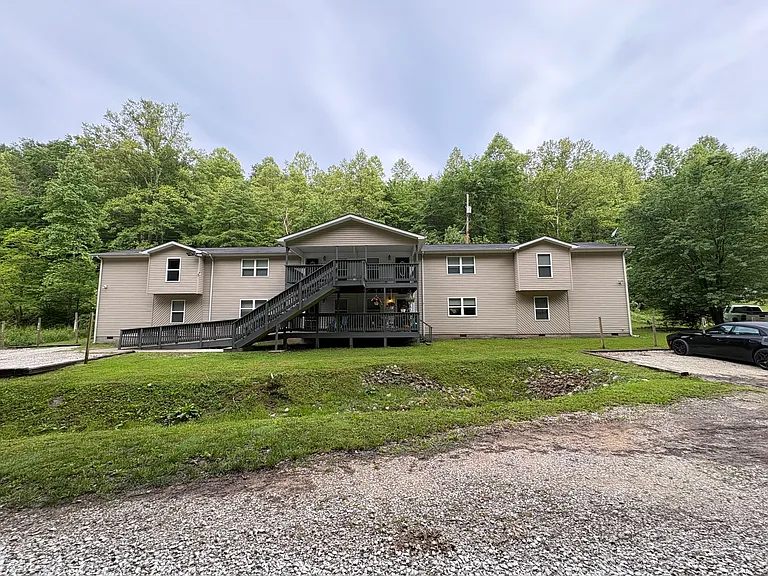 235 Antler Rd #3 — Photo 1