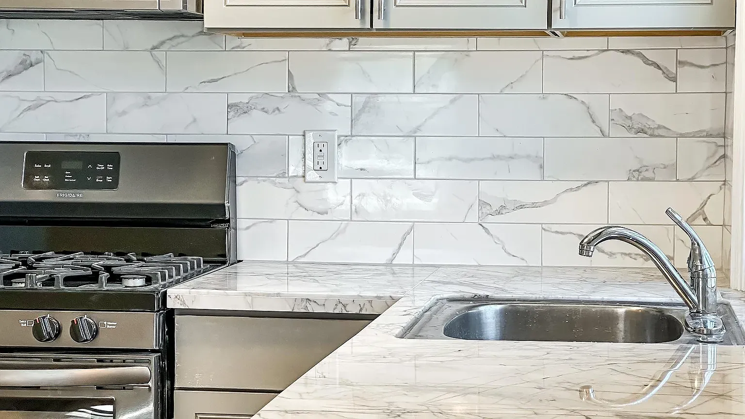 2 bed, 850 sqft, $1,375 — Photo 4