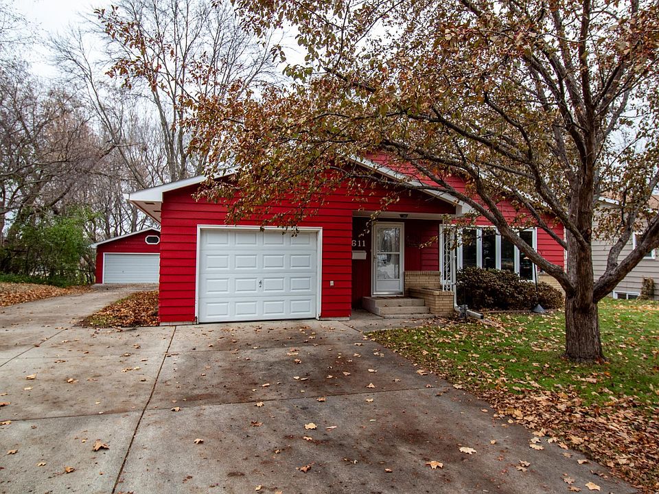 611 1st Ave, Fergus Falls, MN 56537 | Zillow