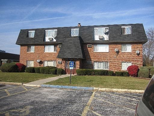 1st image of 17138 S 71st Ave #6