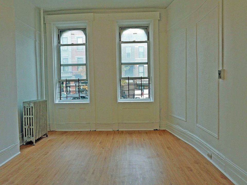 1st image of 84 Saratoga Ave APT 1R
