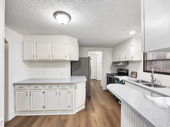 2nd image of 7002 Tilburg Cir