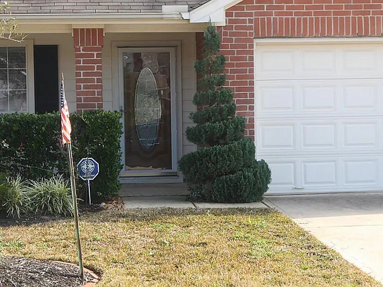 8331 Loetsch Ridge Way — Photo 2