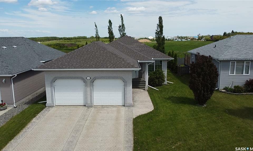 1st image of 2216 Newmarket Dr