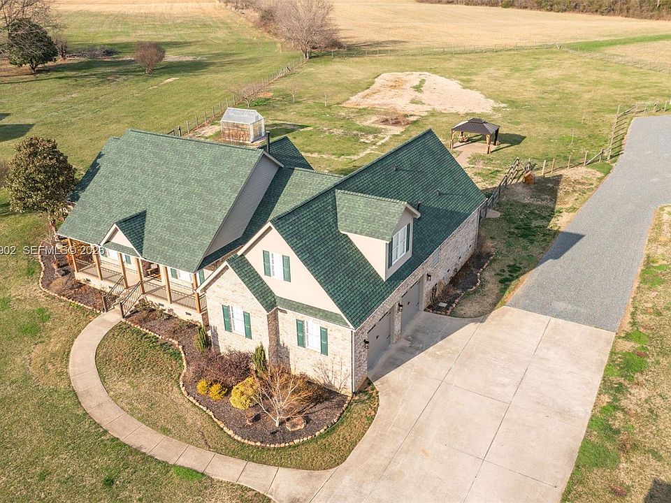 1st image of 1545 Sides Rd