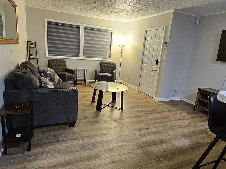 1395 Vesta Ter #B — Photo 12