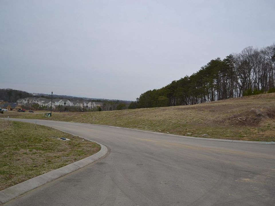 2nd image of 506 Ivey Vine Dr