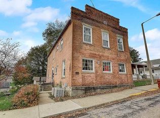 324 High St #3, Mineral Pt, WI 53565