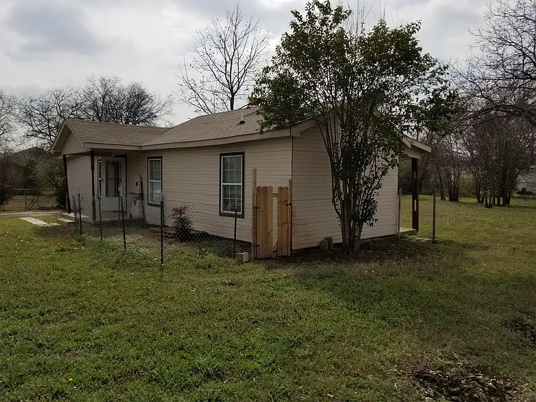 3700 Radford Rd — Photo 9