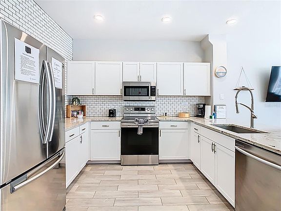 4th image of 2535 Renshaw St