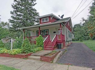 384 Bradford Rd, Schenectady, NY 12304