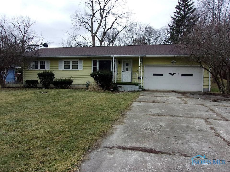 1st image of 707 Portage Dr