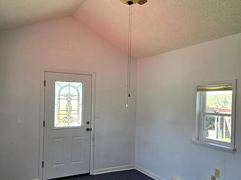8293 Leetown Rd — Photo 21