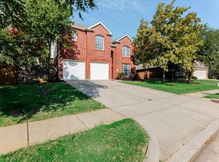 6704 Alderbrook Dr, Denton, TX 76210