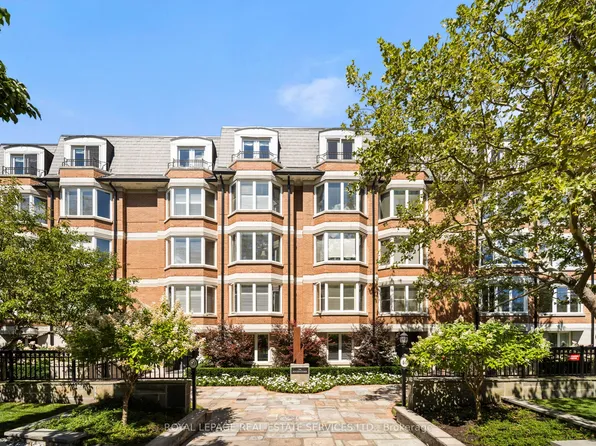 50 Old Mill Rd #501, Toronto, ON M8X 1G7