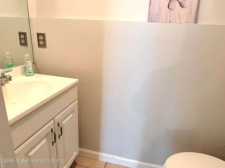 149 Wirt Ave — Photo 2