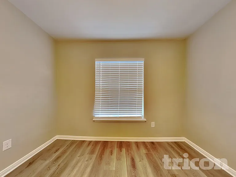 2910 Lavender Mdw — Photo 5