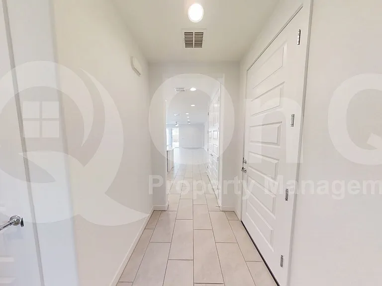 3119 W Via Dona Rd — Photo 18