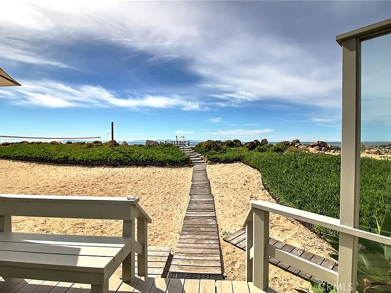 539 Sand Point Rd — Photo 27