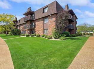 2007 45th St UNIT 301, Highland, IN 46322