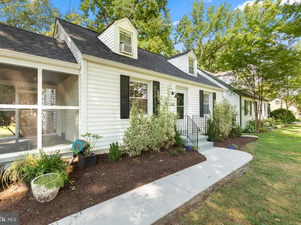 6416 13th St, Alexandria, VA 22307