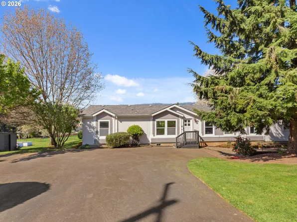 21155 NE Sunnycrest Rd, Newberg, OR 97132