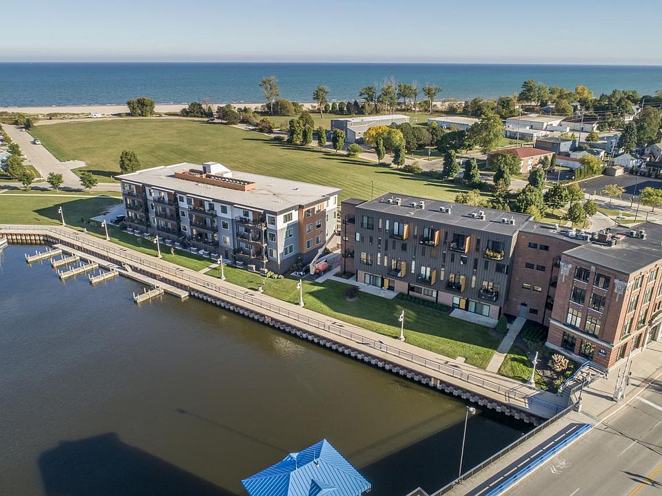 1st image of 780 South Pier DRIVE #306