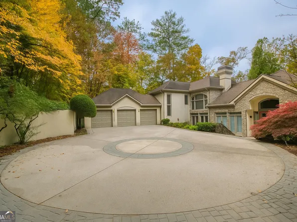 6010 Heards Dr, Sandy Springs, GA 30328