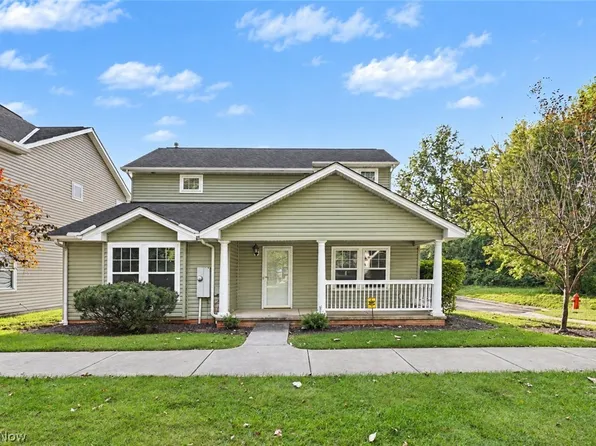 4982 Penny Ln, North Olmsted, OH 44070