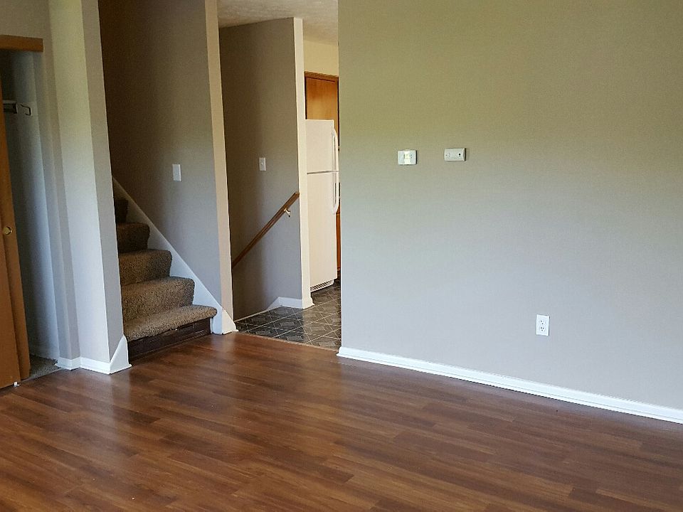 2nd image of 1629 Brentnell Ave