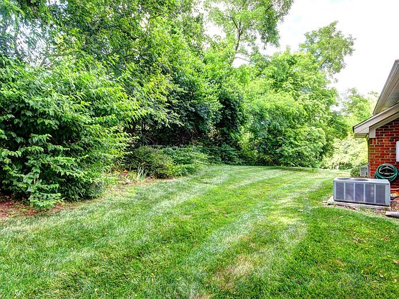 5th image of 4000 Sugarberry Ct