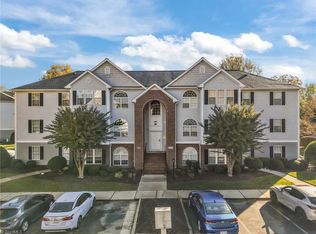 3702 Cotswold Ter UNIT 3C, Greensboro, NC 27410