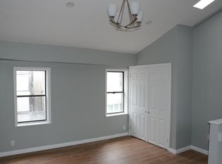 605 Fulton St, Philadelphia, PA 19147