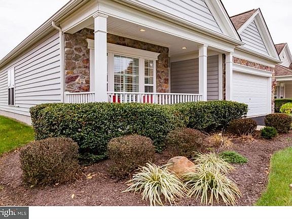 3rd image of 312 Astilbe Dr