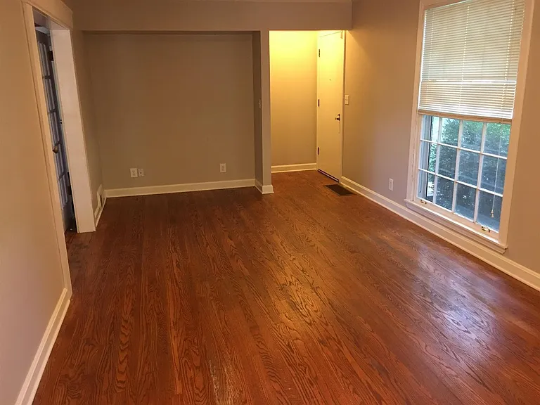 700 Canebrake Dr — Photo 3
