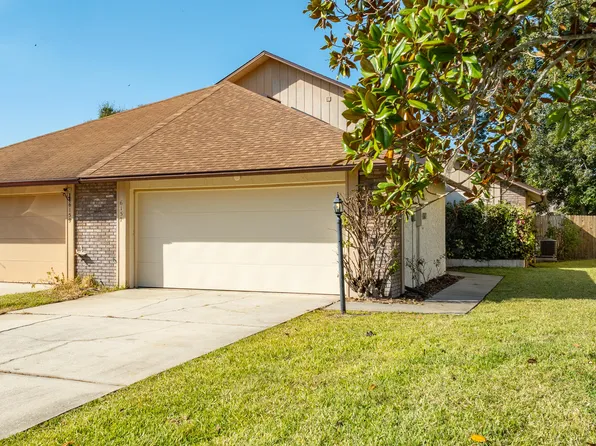 6157 Sequoia Dr, Port Orange, FL 32127