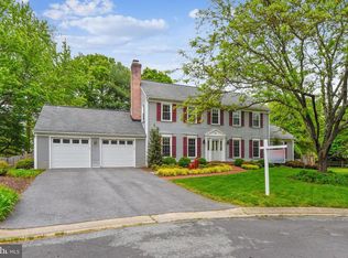 6 Serpentine Ct, Silver Spring, MD 20904