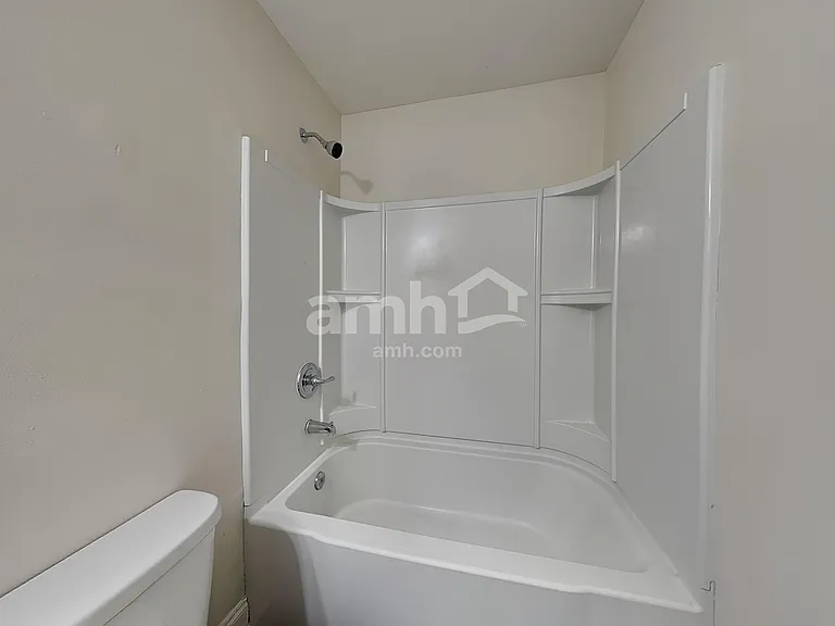 2750 Freemont St — Photo 16