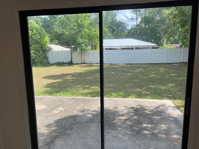 5127 NW 26th Pl — Photo 10