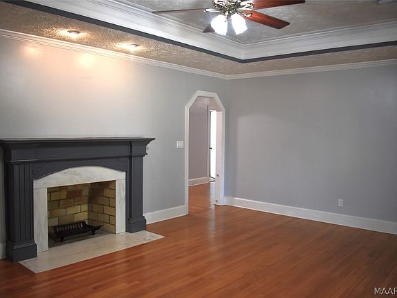3rd image of 2764 Ashley Ave