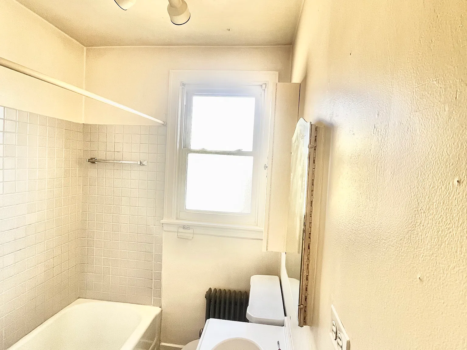 1 bed, $1,400 — Photo 4